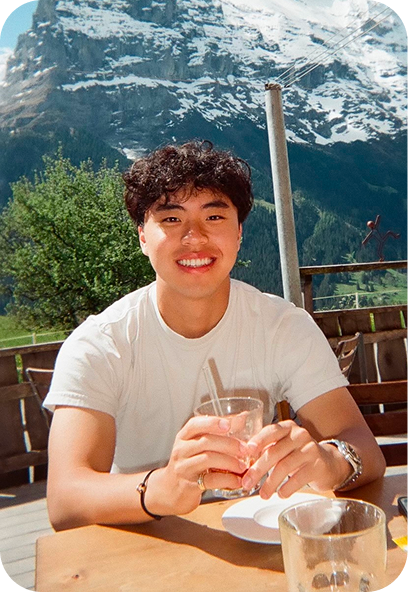 Sean Jeong's Headshot in a Switzerland Mountain